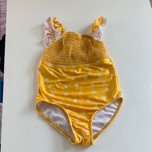 Wonder Nation Yellow and White Garment